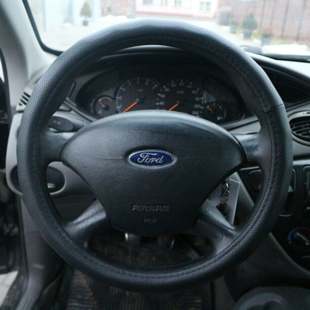 Ford Focus I · Рестайлинг, 2002 г.
