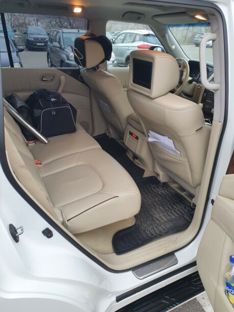 Nissan Patrol Y62, 7 мест, 2011 г.