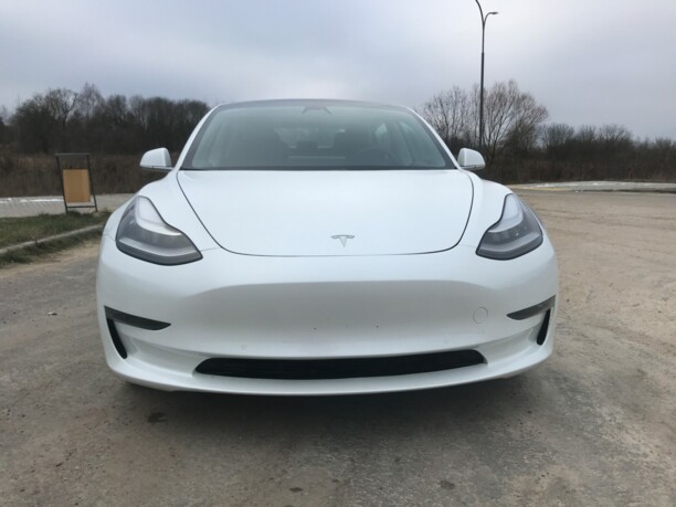 Tesla Model 3, 2019 г.