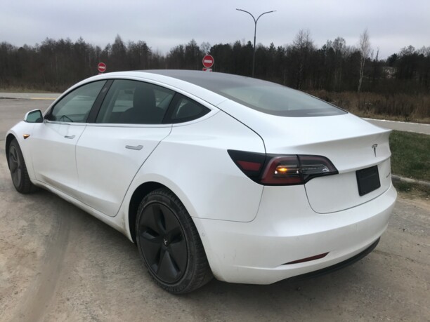 Tesla Model 3, 2019 г.