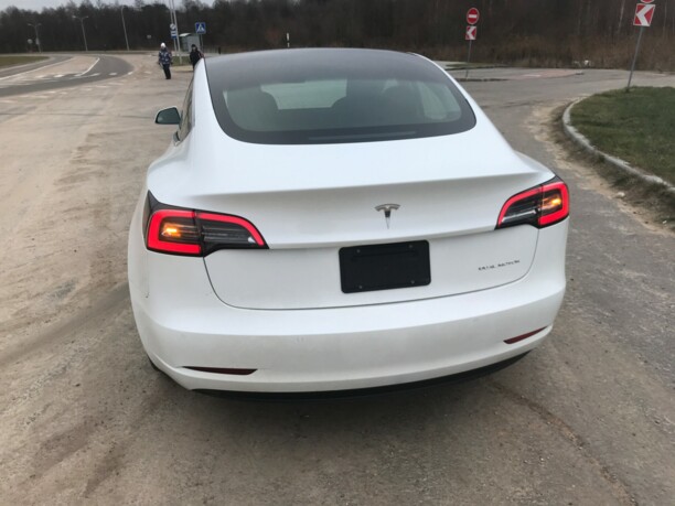 Tesla Model 3, 2019 г.