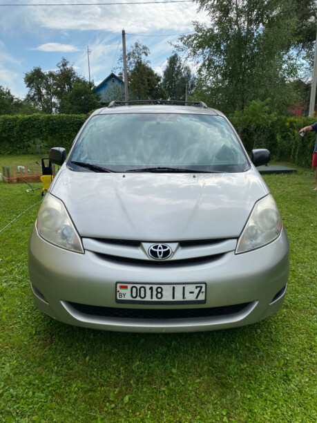 Toyota Sienna II (XL20) · Рестайлинг, 7 мест, 2008 г.
