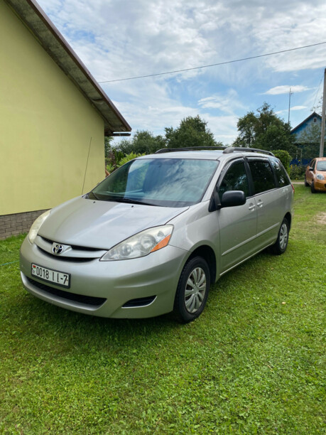 Toyota Sienna II (XL20) · Рестайлинг, 7 мест, 2008 г.