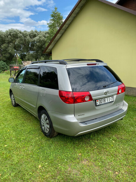 Toyota Sienna II (XL20) · Рестайлинг, 7 мест, 2008 г.