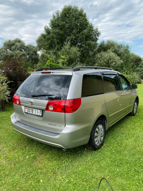Toyota Sienna II (XL20) · Рестайлинг, 7 мест, 2008 г.
