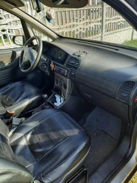 Opel Zafira A · Рестайлинг, 7 мест, 2004 г.