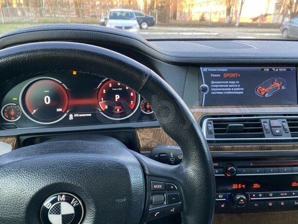 BMW 7 серия F01, F04, 2009 г.
