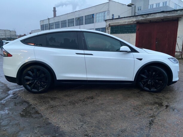 Tesla Model X, 2018 г.