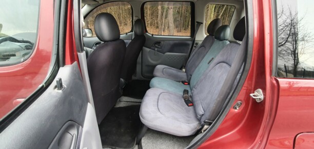 Toyota Yaris Verso, 1999 г.