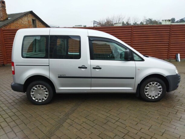 Volkswagen Caddy III, 2010 г.