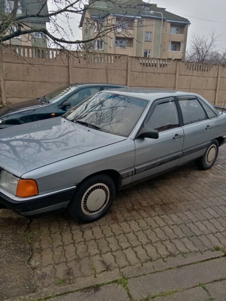 Audi 100 С3, 1985 г.