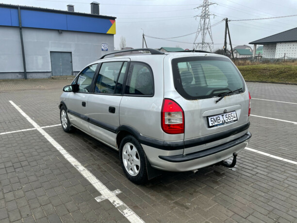 Opel Zafira A, 7 мест, 2001 г.