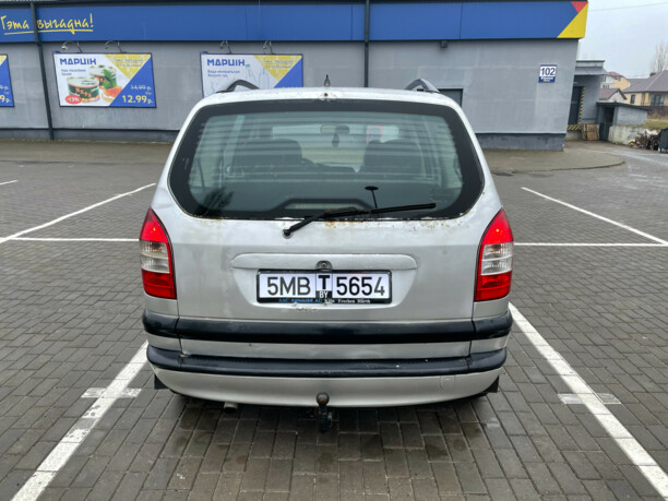 Opel Zafira A, 7 мест, 2001 г.