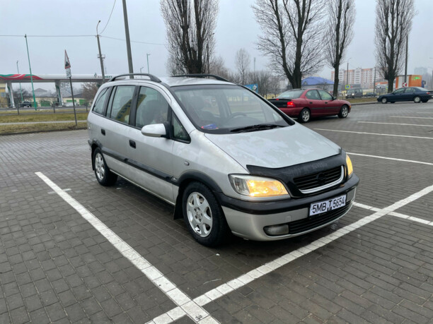 Opel Zafira A, 7 мест, 2001 г.
