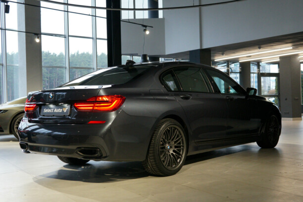 BMW 7 серия G12 (Long), 2017 г.