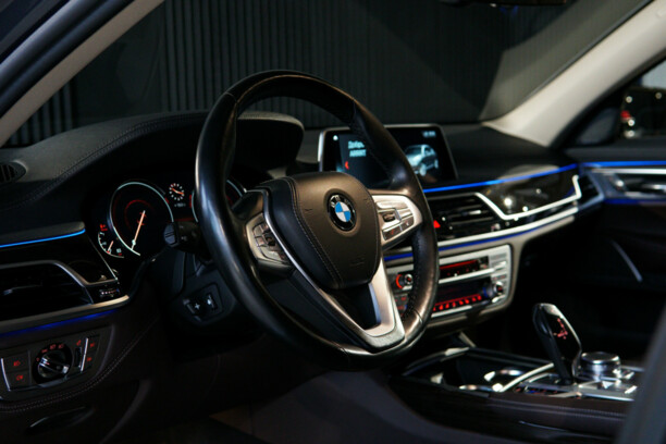 BMW 7 серия G12 (Long), 2017 г.