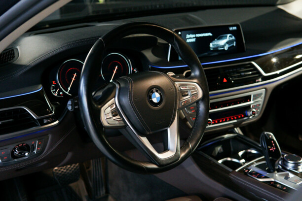 BMW 7 серия G12 (Long), 2017 г.