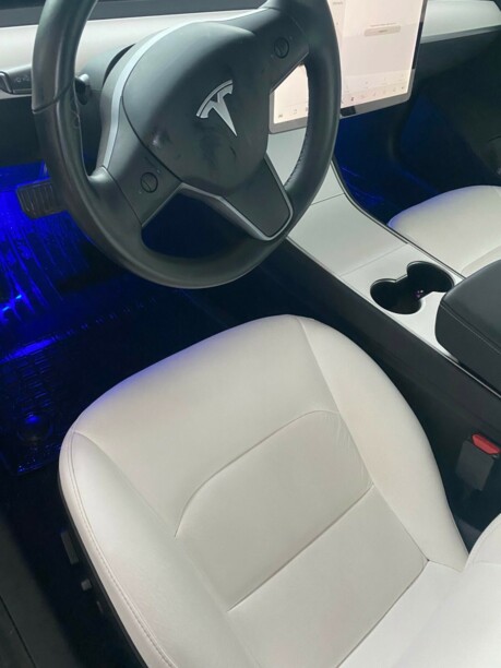 Tesla Model 3, 2018 г.