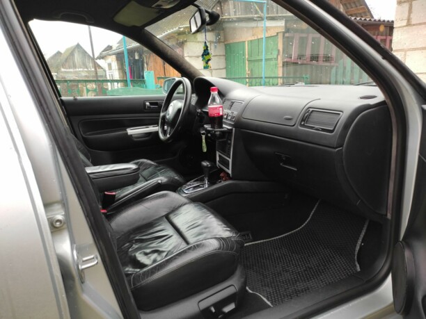 Volkswagen Golf IV, 2002 г.