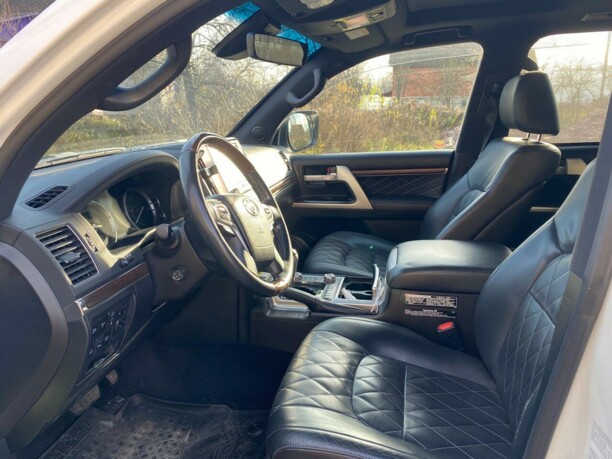 Toyota Land Cruiser J200 · 2-й рестайлинг, 2017 г.