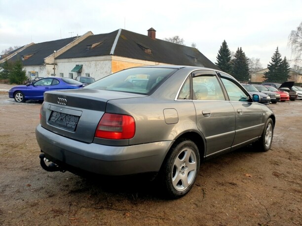 Audi A4 B5, 2000 г.