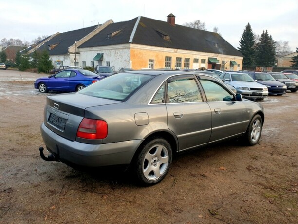 Audi A4 B5, 2000 г.