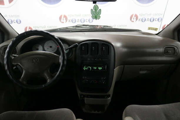 Dodge Caravan IV, 7 мест, 2002 г.