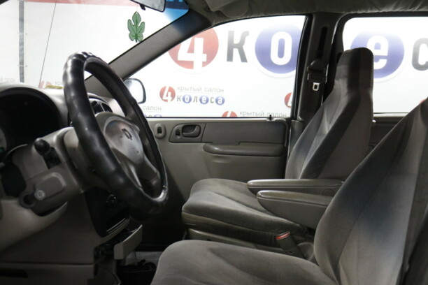 Dodge Caravan IV, 7 мест, 2002 г.