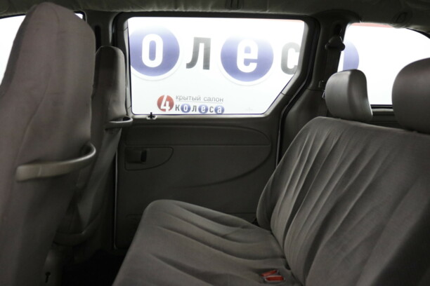 Dodge Caravan IV, 7 мест, 2002 г.