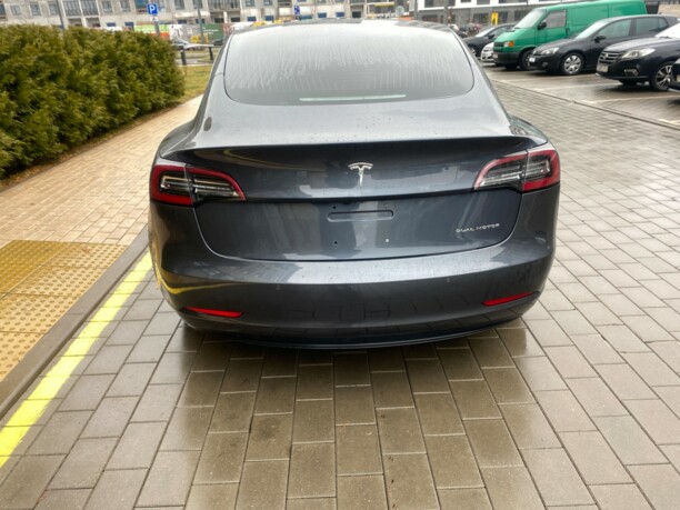 Tesla Model 3, 2018 г.