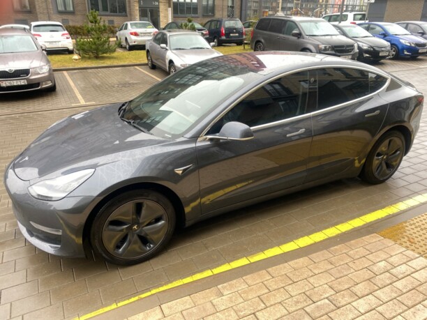Tesla Model 3, 2018 г.