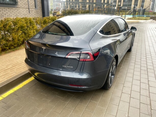 Tesla Model 3, 2018 г.