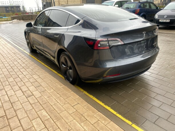 Tesla Model 3, 2018 г.