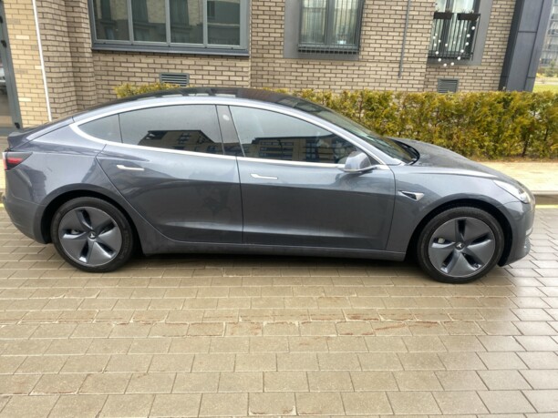 Tesla Model 3, 2018 г.