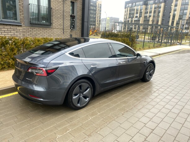 Tesla Model 3, 2018 г.