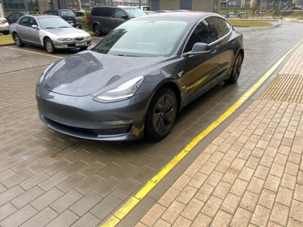Tesla Model 3, 2018 г.