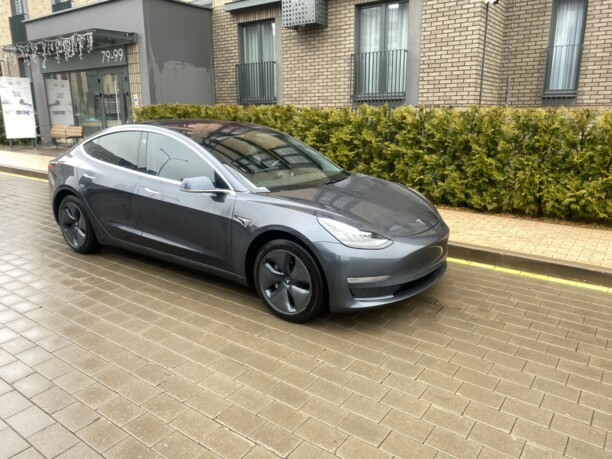 Tesla Model 3, 2018 г.