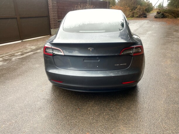 Tesla Model 3, 2018 г.