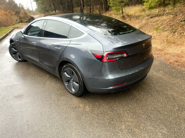Tesla Model 3, 2018 г.