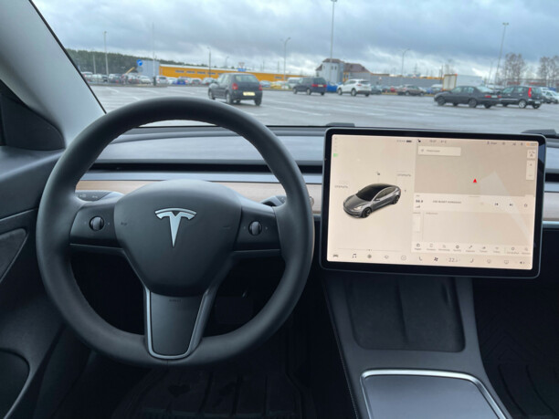 Tesla Model 3, 2020 г.