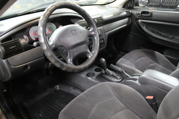 Dodge Stratus II · Рестайлинг, 2004 г.