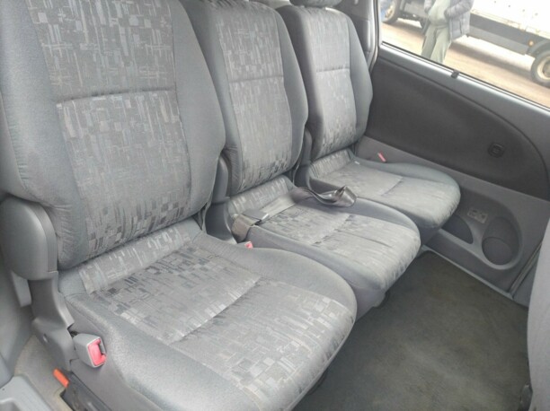 Toyota Previa II (XR30, XR40), 7 мест, 2001 г.