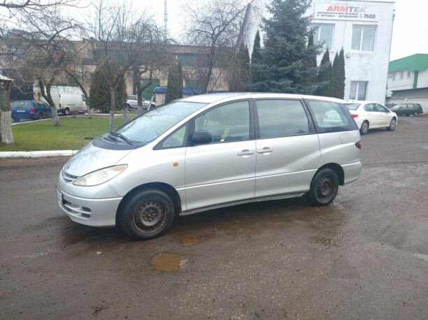 Toyota Previa II (XR30, XR40), 7 мест, 2001 г.