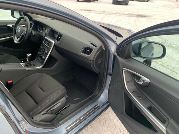 Volvo V60 I · Рестайлинг, 2017 г.