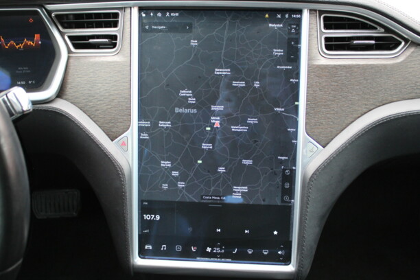 Tesla Model S I, 2013 г.