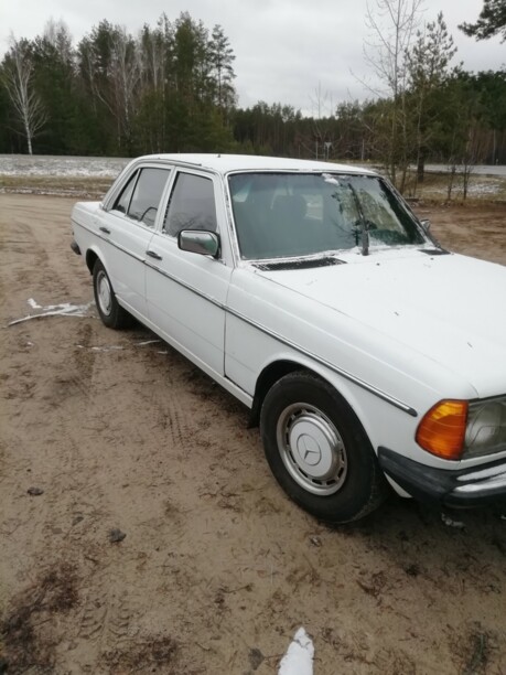 Mercedes-Benz E-Класс W123, 1983 г.