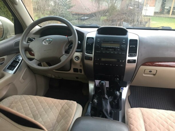 Toyota Land Cruiser Prado J120, 7 мест, 2004 г.