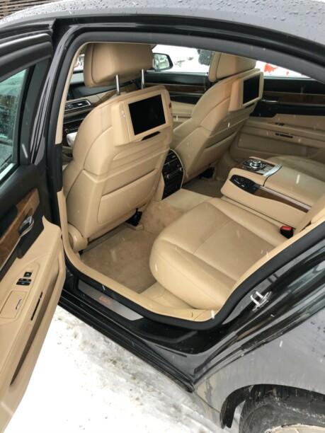 BMW 7 серия F02 (Long), 2010 г.