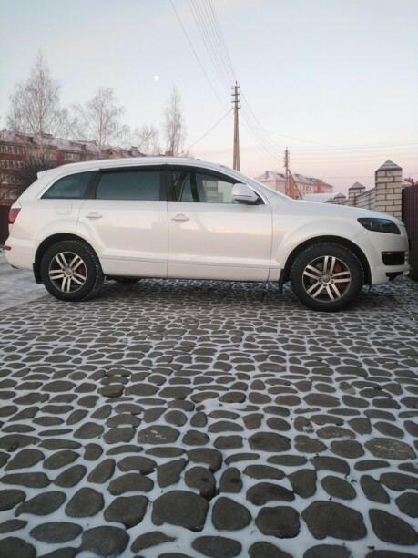 Audi Q7 4L, 7 мест, 2006 г.