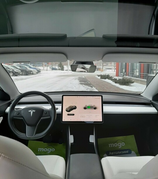 Tesla Model 3, 2018 г.